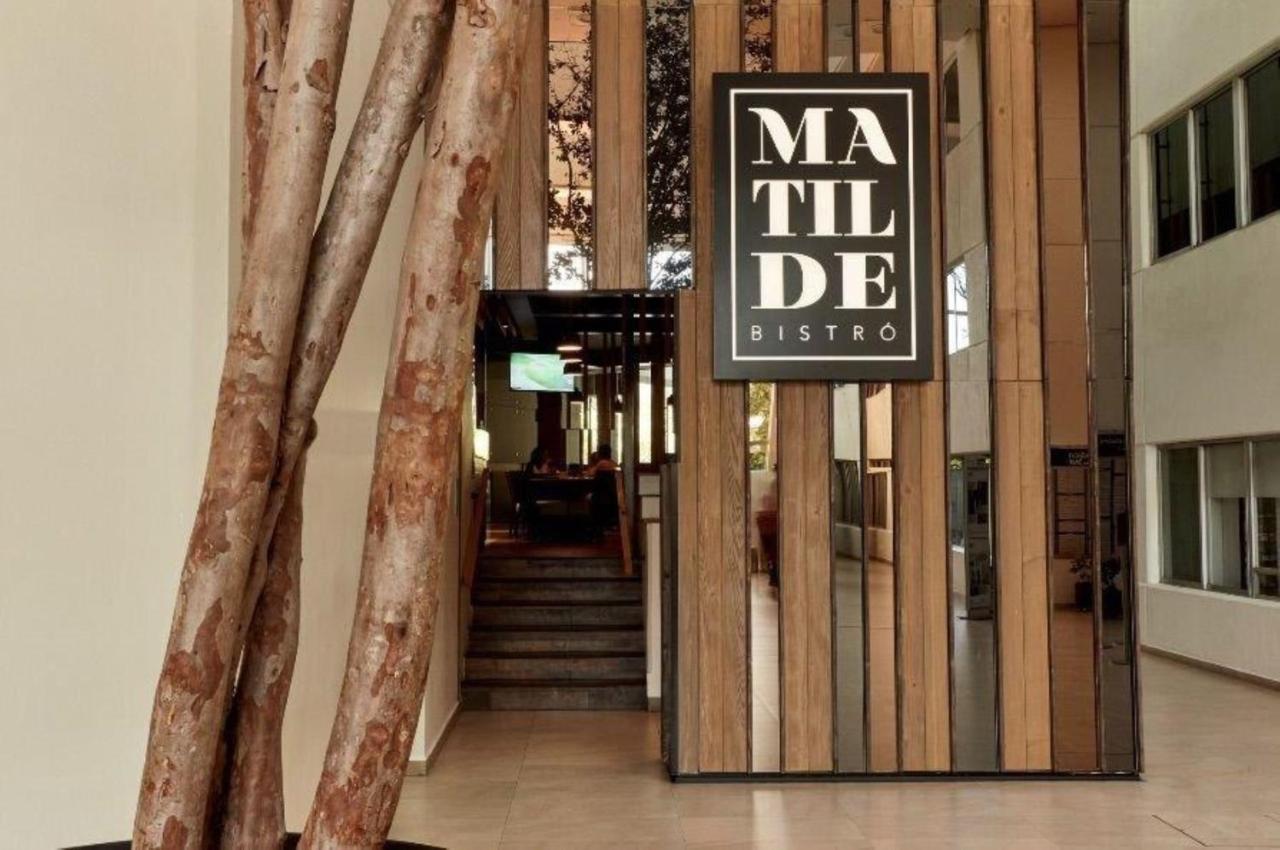 Holiday Inn Hotel & Suites Mexico Medica Sur By Ihg Екстериор снимка