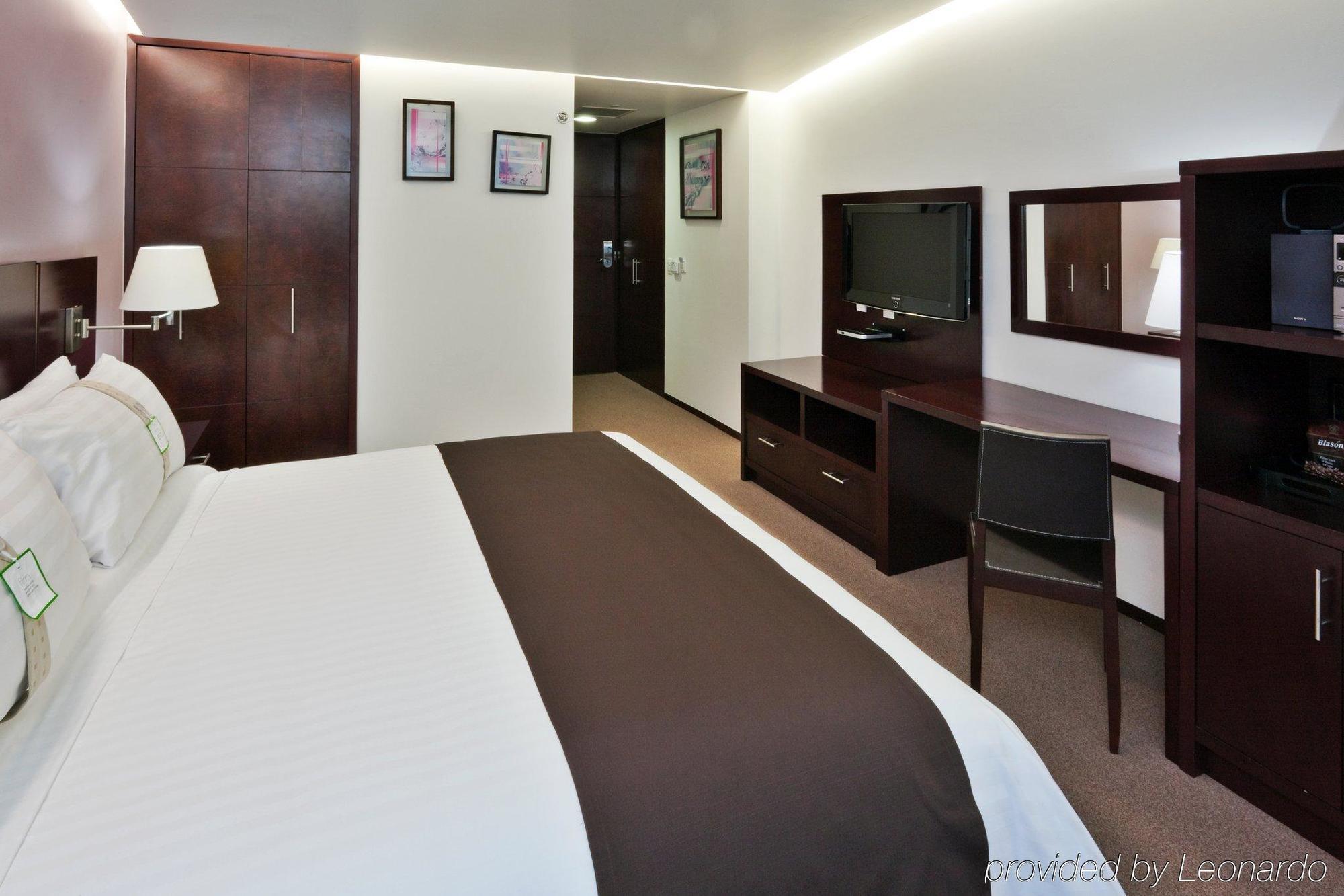 Holiday Inn Hotel & Suites Mexico Medica Sur By Ihg Екстериор снимка