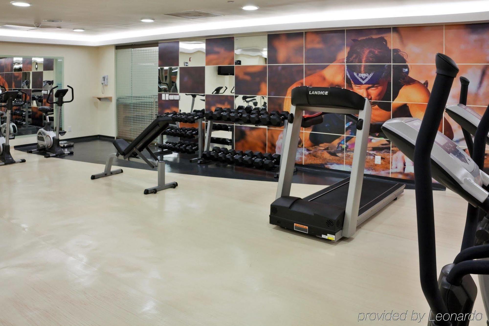 Holiday Inn Hotel & Suites Mexico Medica Sur By Ihg Екстериор снимка