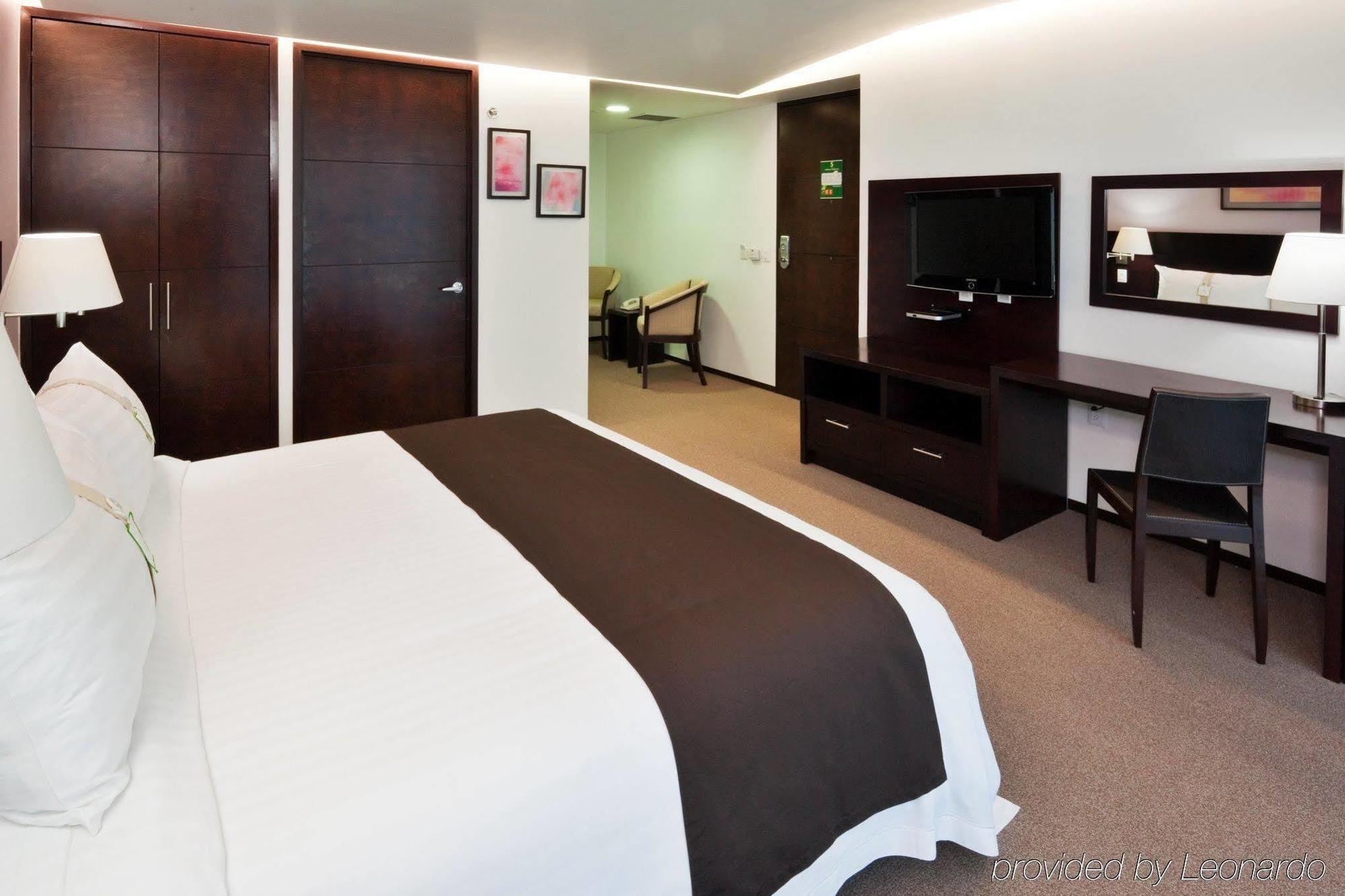 Holiday Inn Hotel & Suites Mexico Medica Sur By Ihg Екстериор снимка